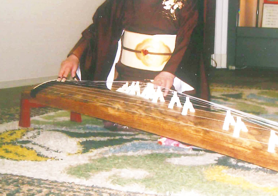 お箏の演奏