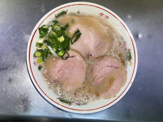 黒豚とんこつラーメン のんぶー 